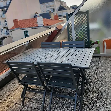 A 2 Mn Du Remblai, De La Et Des Commerces Lejlighed *