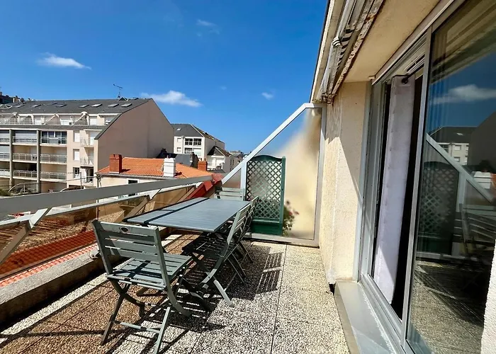 A 2 Mn Du Remblai, De La Et Des Commerces * 莱萨布勒-多洛讷