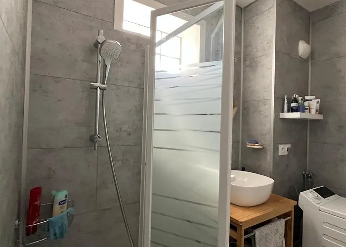 A 2 Mn Du Remblai, De La Et Des Commerces 公寓 *